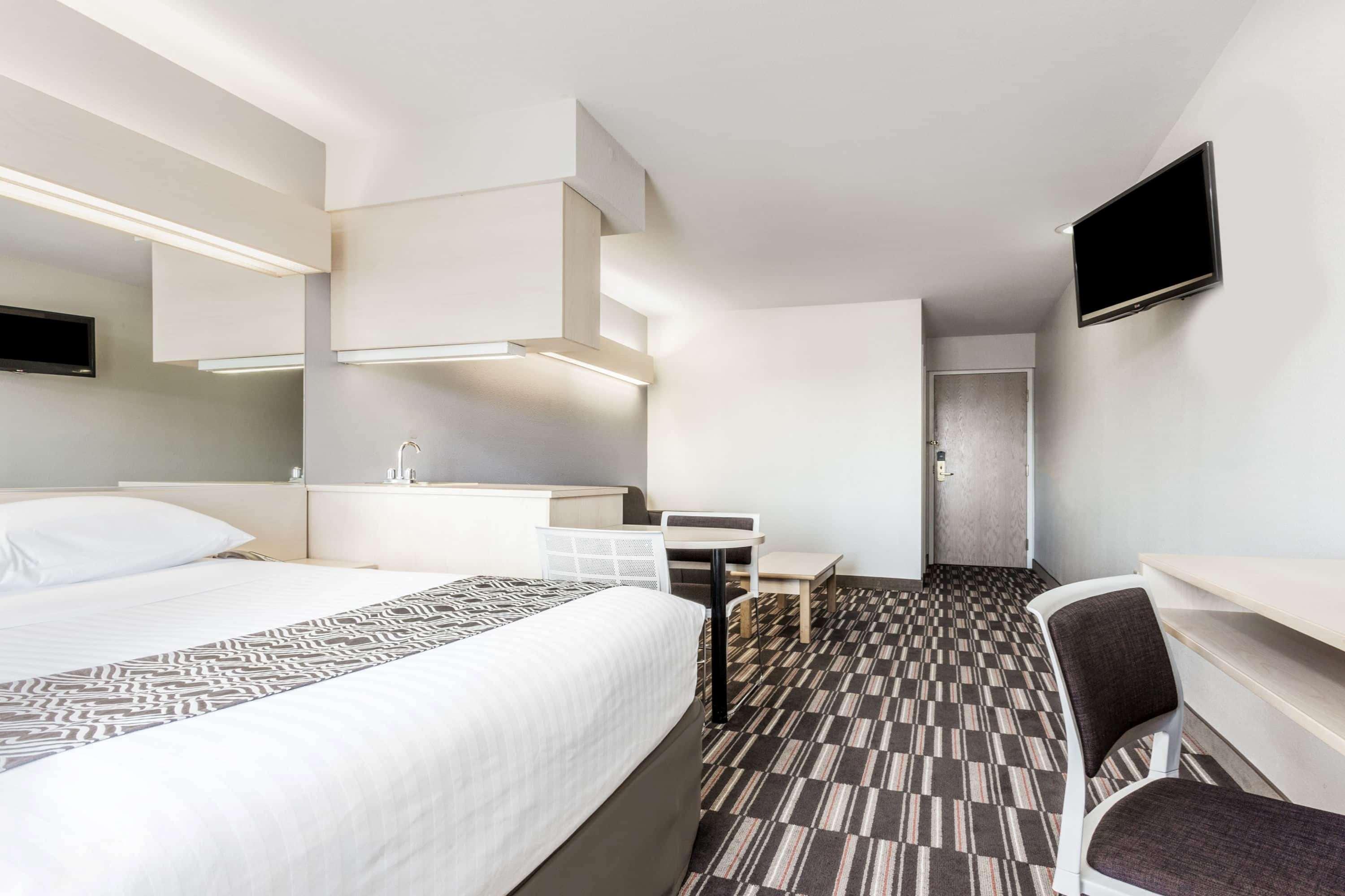 Ceres Microtel Inn & Suites Modesto מראה חיצוני תמונה